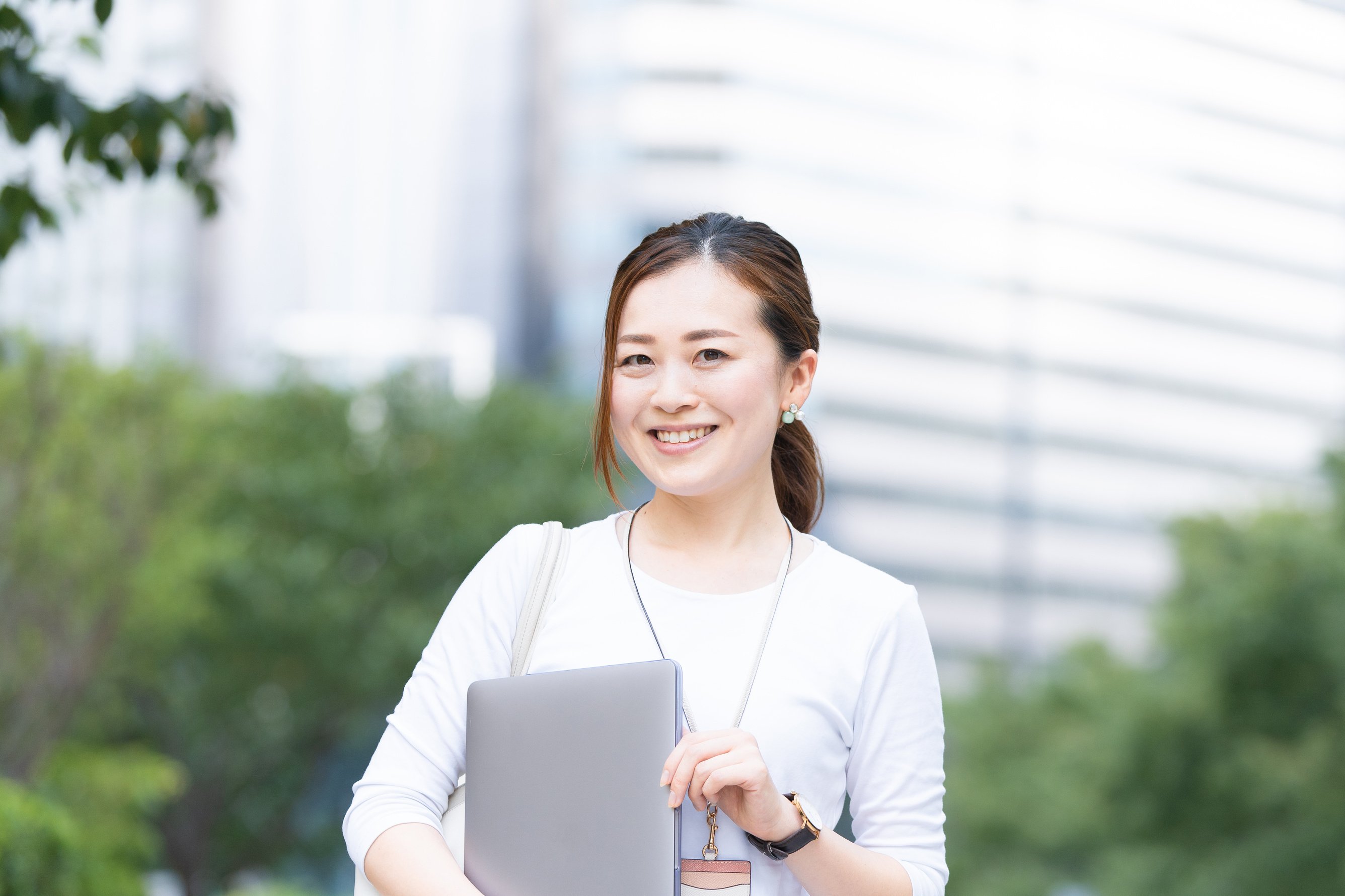 japanese business woman